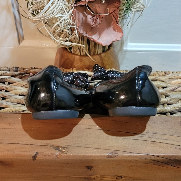 Vintage Enzo Puffy Bow Patent Leather Shoes - Picture 3 of 9